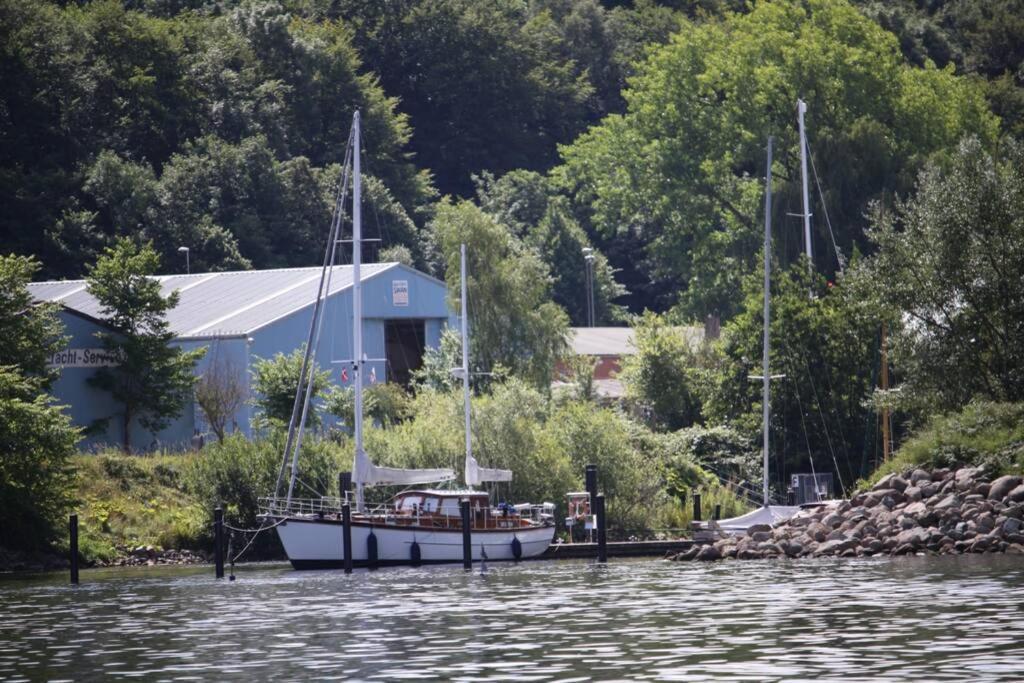 Gemuetliche Haushaelfte Mit Garten Und Terrasse Flensburg Dış mekan fotoğraf
